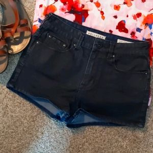 Bullhead Denim High-Rise Short Short . Size 5
